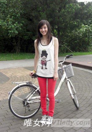 佐藤麻衣个人资料及相片写真集图片展示