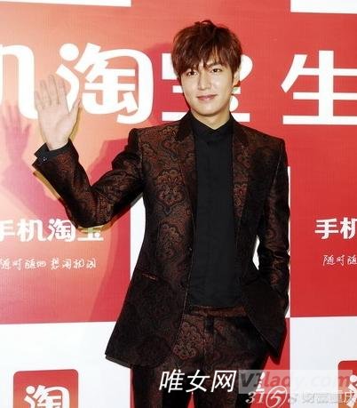 李敏镐粉丝受伤,谁会心痛