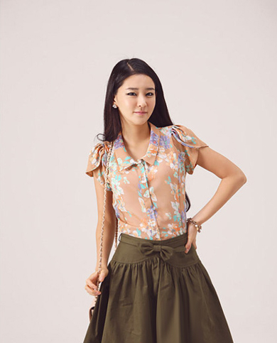 推荐几款日系熟女美装,打造甜美清新淑女