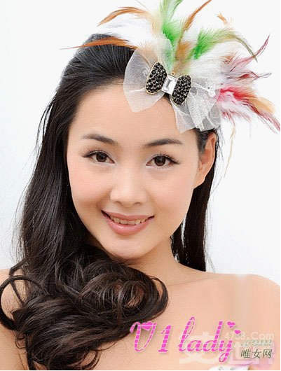 2013最新时尚新娘造型图片展示